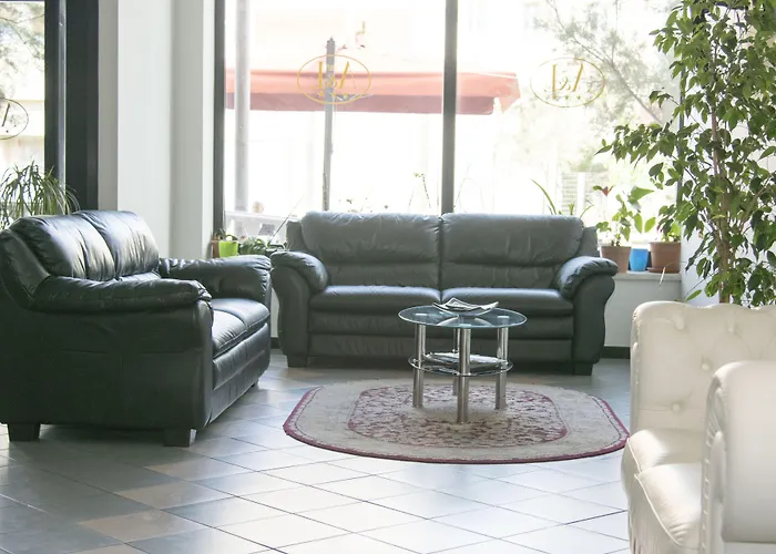 Alex & LorenzAlbergo